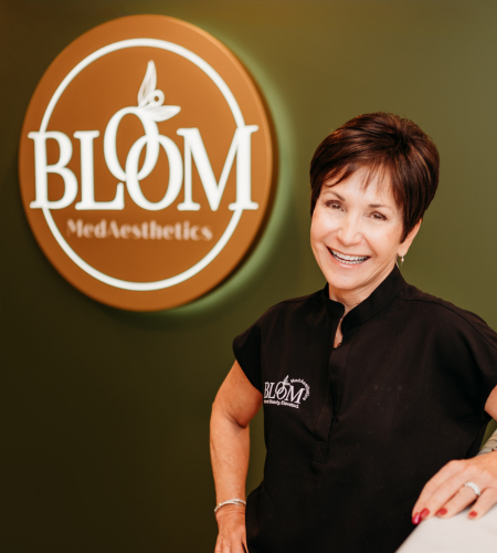 Bloom MedAesthetics Welcome Desk with Dr. Tichansky